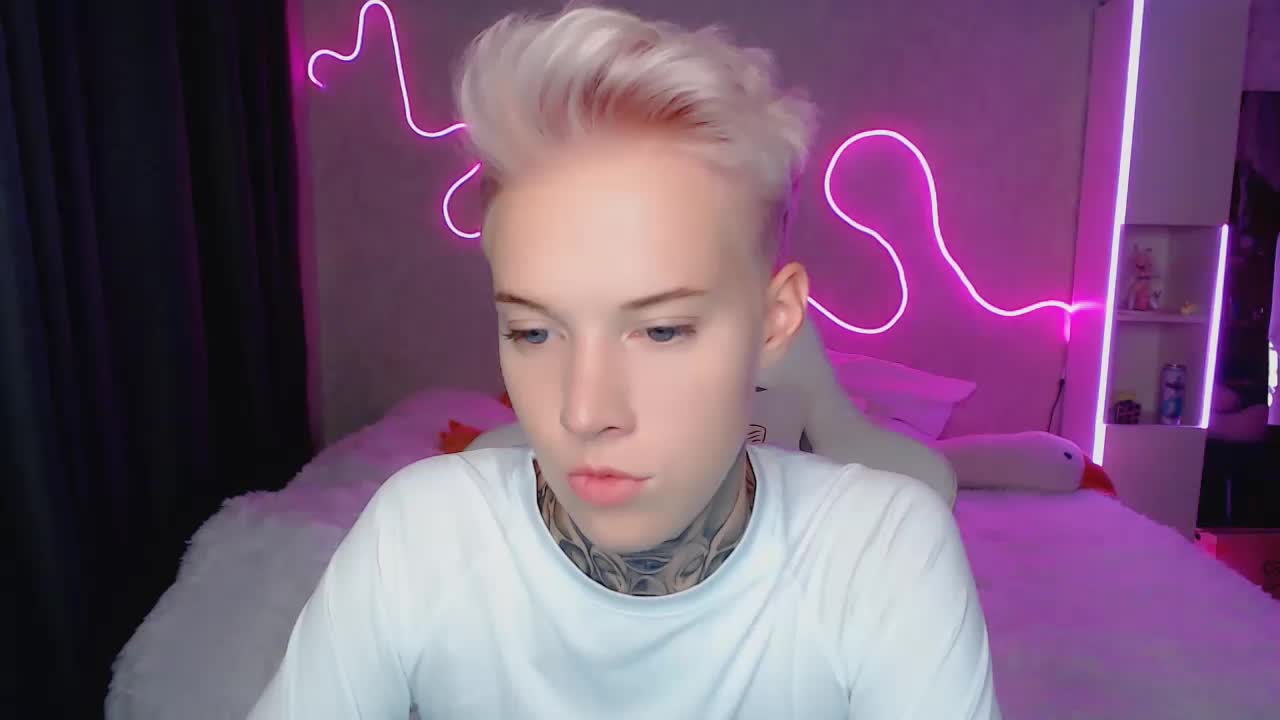 tezes Adult Chat August 6, 2025