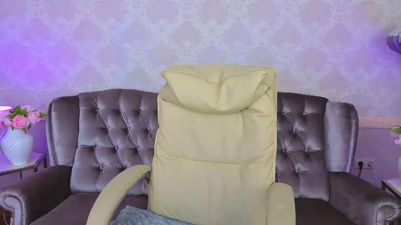 AfinaLin Adult Chat August 5, 2025