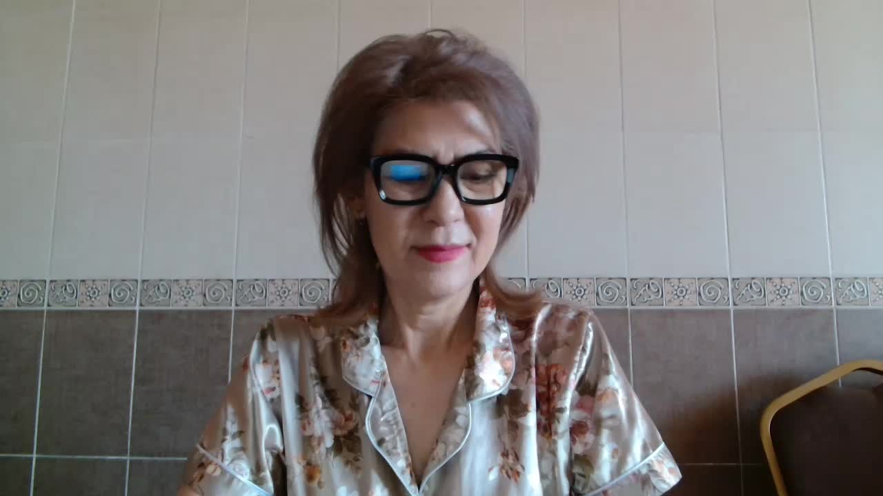 ElegantLady00 Adult Chat August 6, 2025