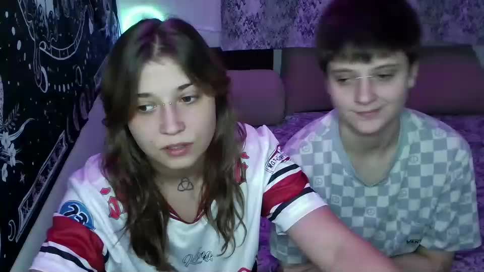 aliens4twenty Adult Chat August 6, 2025