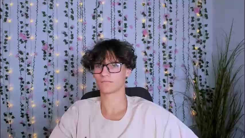 den_rich Adult Chat August 6, 2025