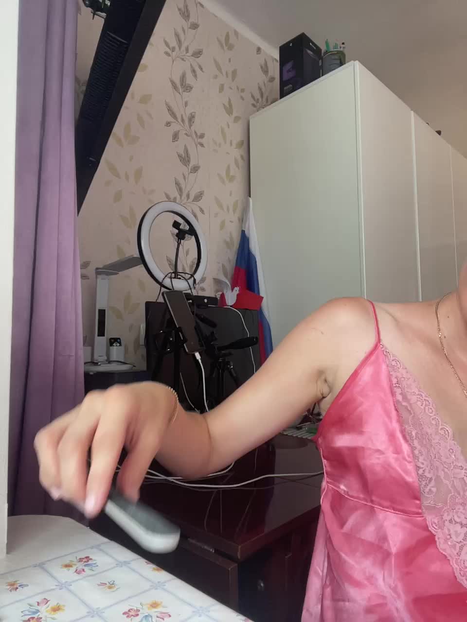 NeZabudka- Adult Chat August 6, 2025