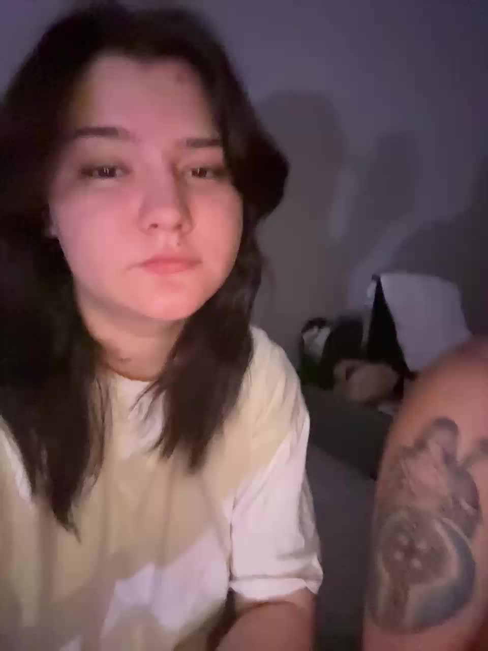 Light-cash Adult Chat August 6, 2025