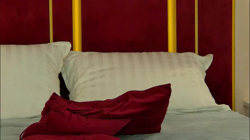 _hot_neighbour Adult Chat August 6, 2025