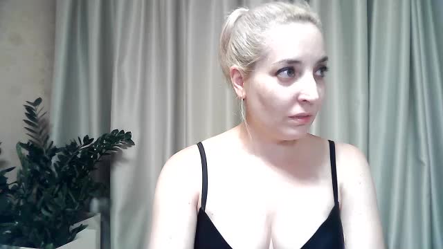 mariska-kiska Adult Chat August 6, 2025