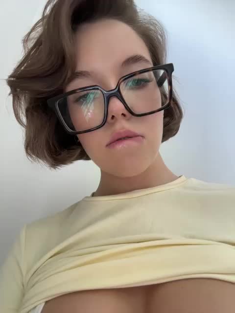 -Alessandra Adult Chat August 6, 2025