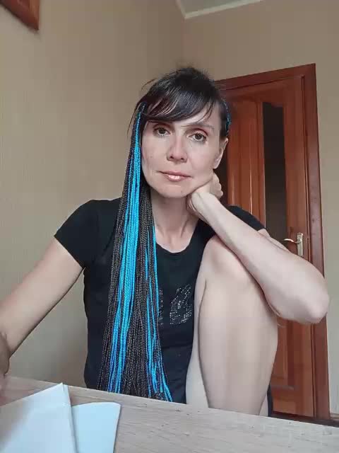 Hellenalonenochka Adult Chat August 6, 2025