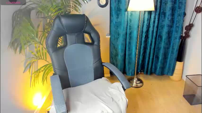 l1ka_one Adult Chat August 6, 2025