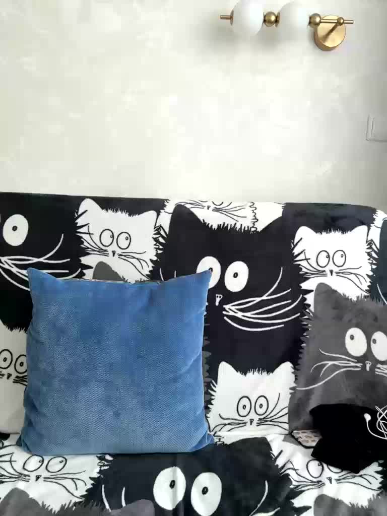 -Valeria- Adult Chat August 6, 2025