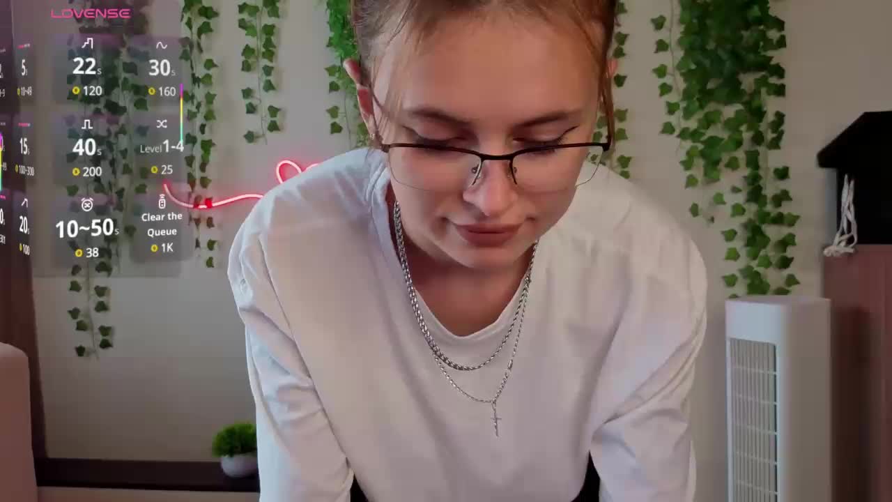 AliceMonta Adult Chat August 6, 2025