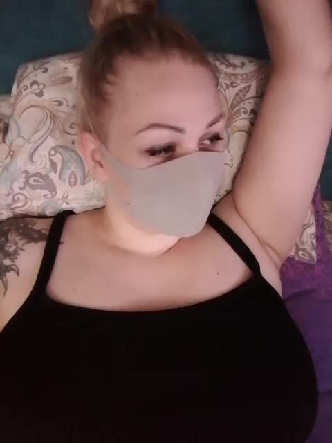 -Tiffany- Adult Chat August 7, 2025