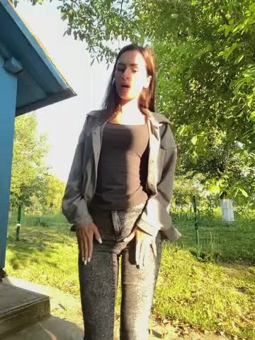 _Molly-Mae_ Adult Chat August 7, 2025