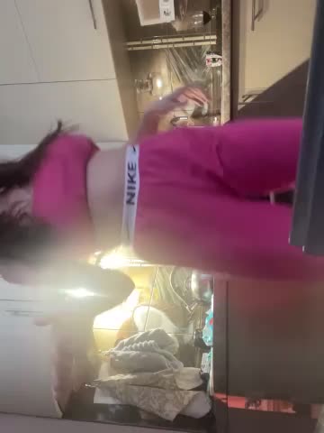 Flossy_Vettie Adult Chat August 7, 2025