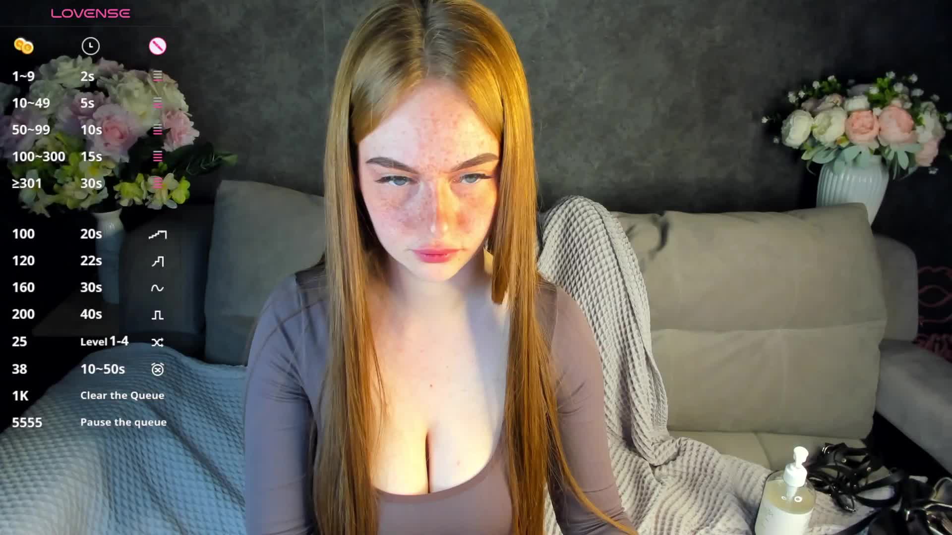 Roxy-Sunny Adult Chat August 7, 2025