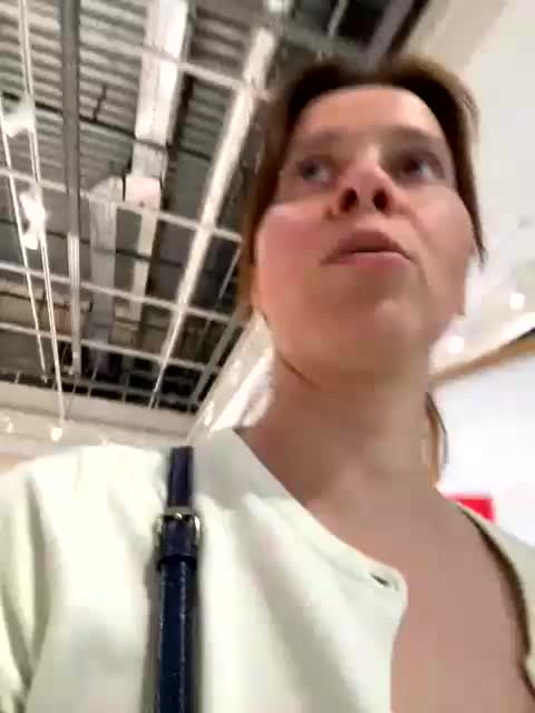 Januaryy Adult Chat August 6, 2025