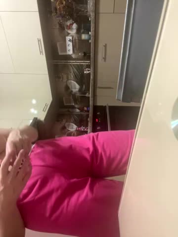 Flossy_Vettie Adult Chat August 7, 2025