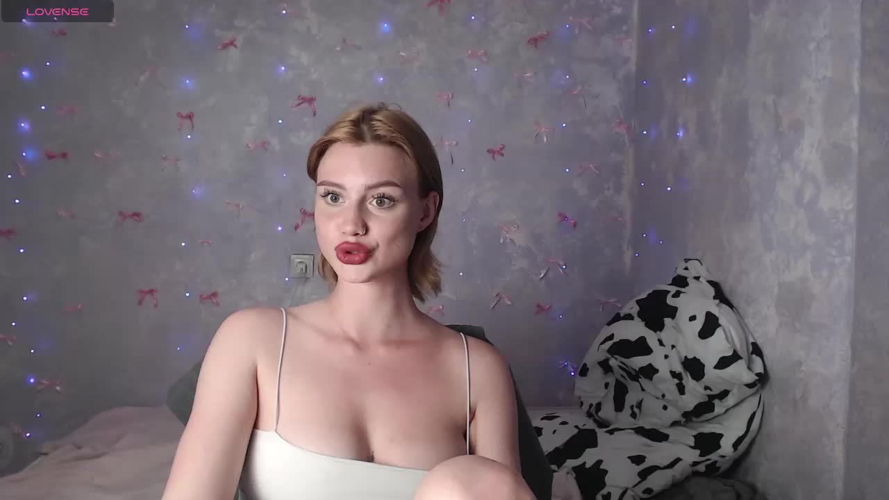 ice-hot Adult Chat August 7, 2025