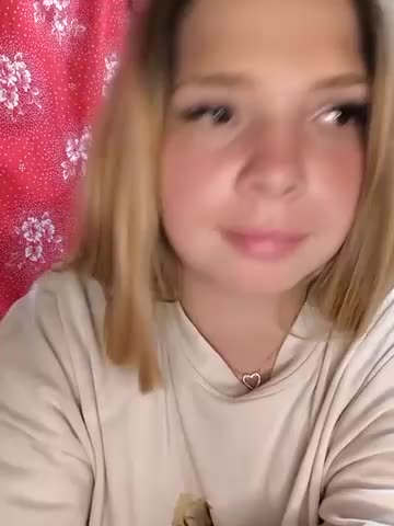 Zuli_Kiska Adult Chat August 7, 2025