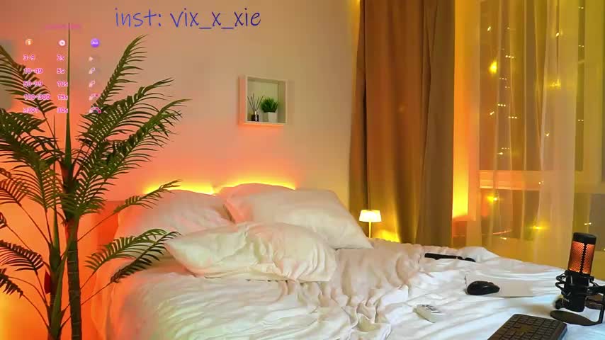 ViXXXiee Adult Chat August 7, 2025