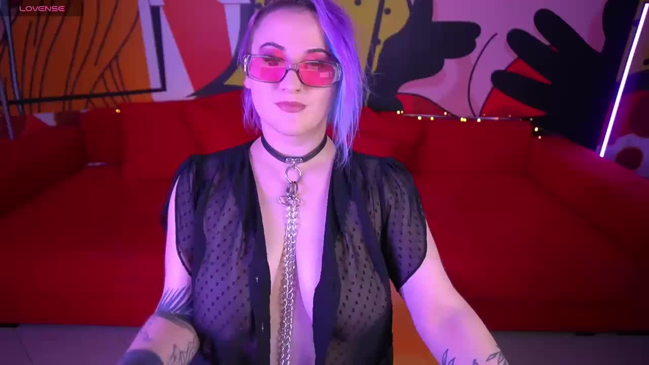 MiaVixenn Adult Chat August 7, 2025