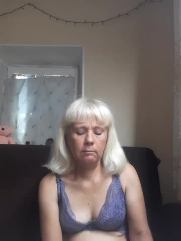 sakura_blonde Adult Chat August 7, 2025