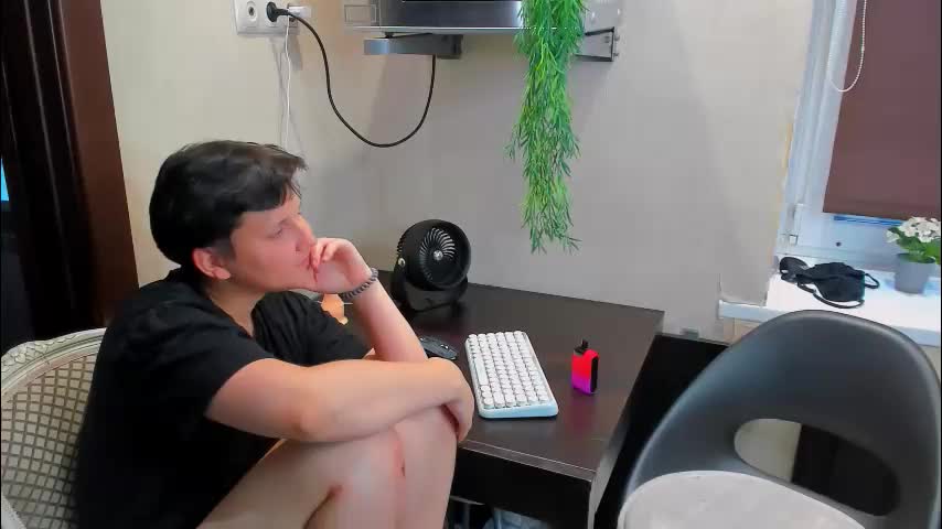 raven_radiant Adult Chat August 7, 2025