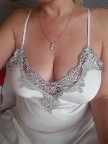 SexiestJess45 Adult Chat August 7, 2025