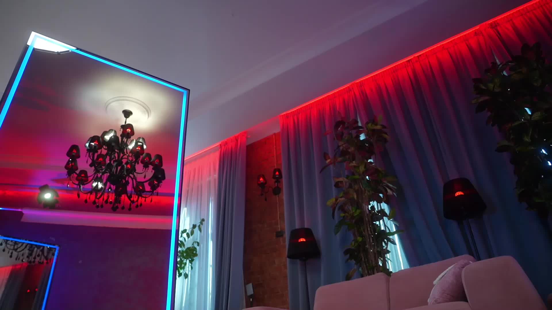 EvaFashionista Adult Chat August 7, 2025