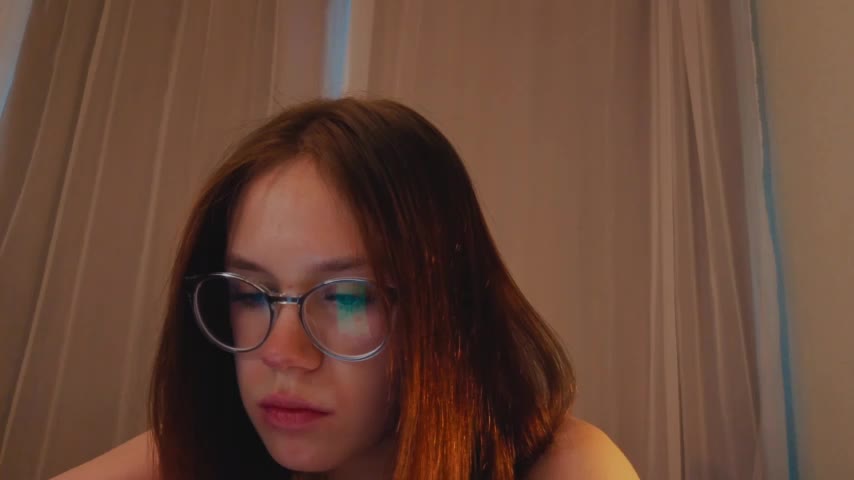 Mia_Luw Adult Chat August 7, 2025