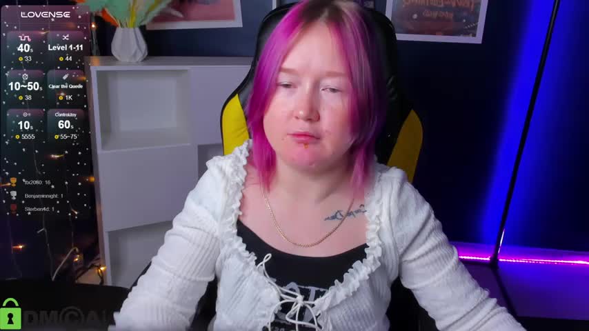 Sara_Robinson Adult Chat August 7, 2025