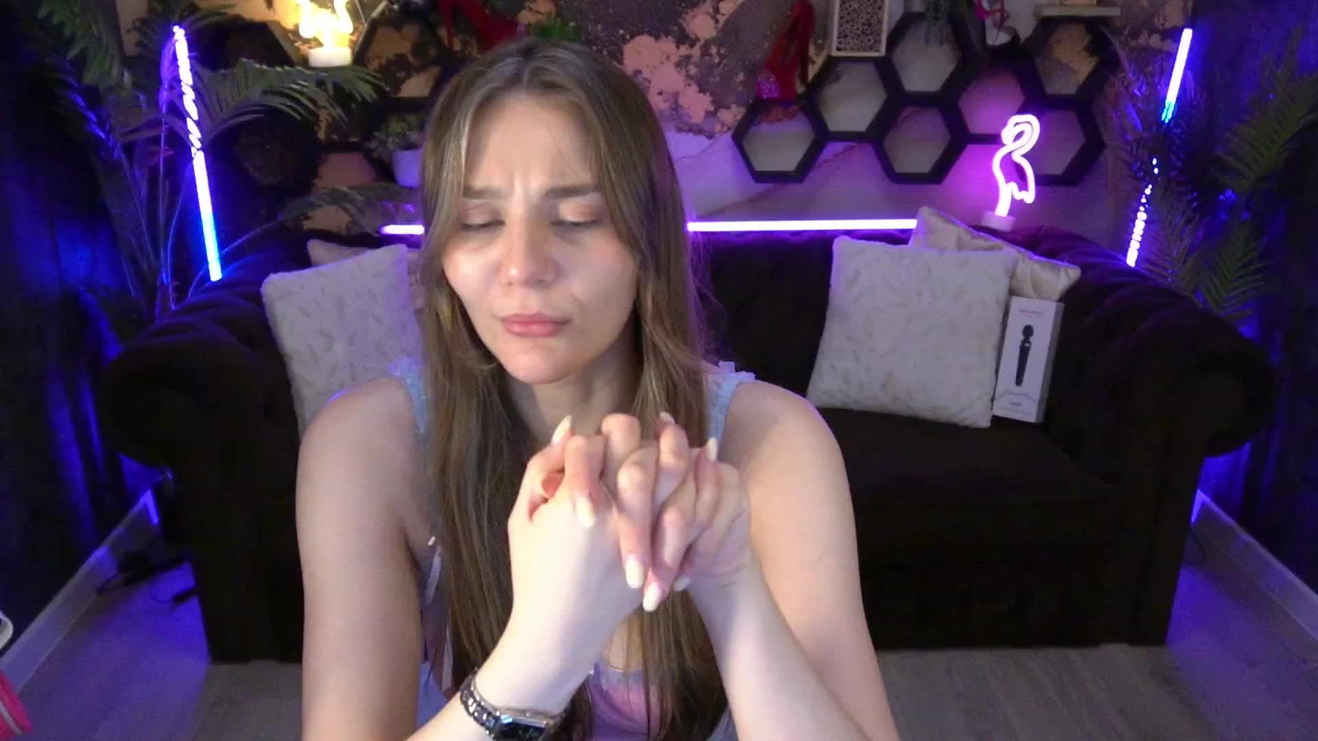 DiamondGoldie Adult Chat August 7, 2025