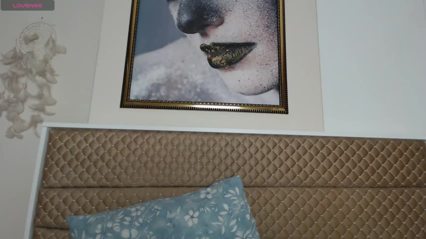 angel_cute54 Adult Chat August 7, 2025