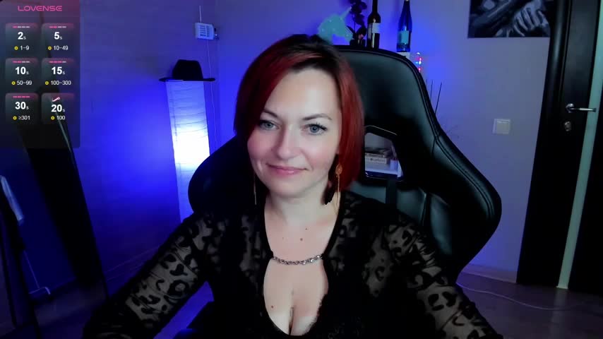 Serena_Woods Adult Chat August 7, 2025