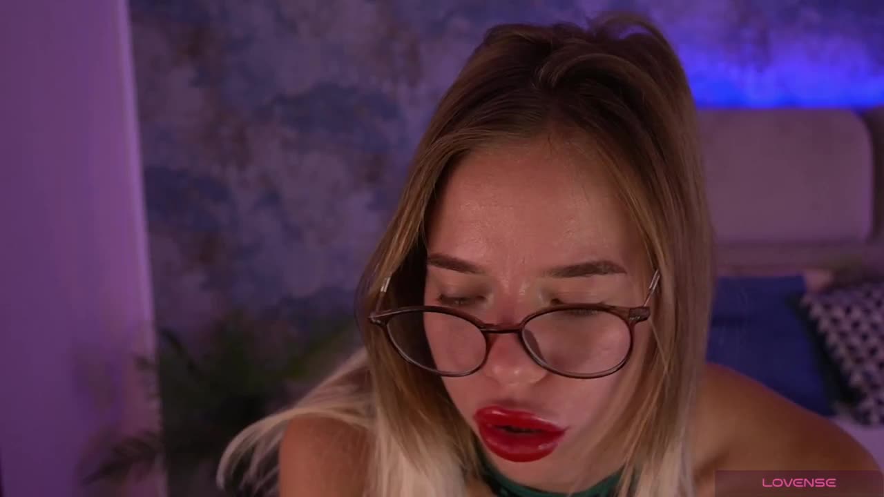 SexyIrinka Adult Chat August 7, 2025