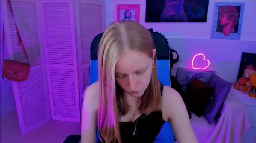 lunawiinters Adult Chat August 8, 2025