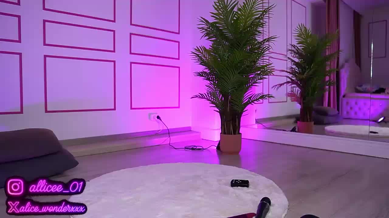 VanesaSimon Adult Chat August 8, 2025