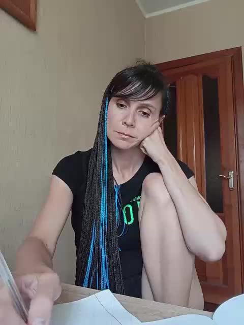 Hellenalonenochka Adult Chat August 8, 2025