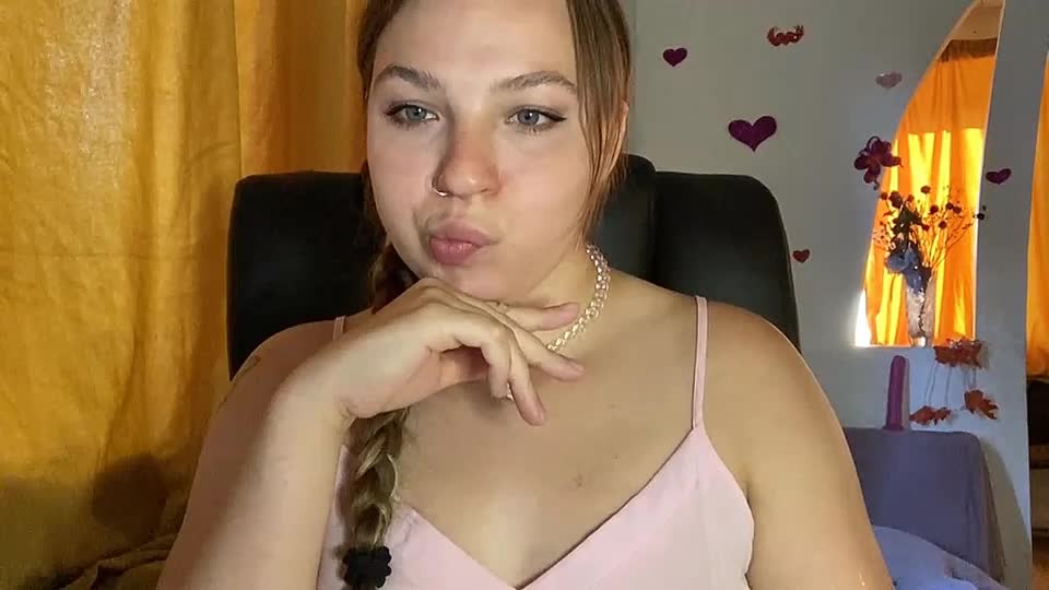 SweetAlissa18 Adult Chat August 8, 2025
