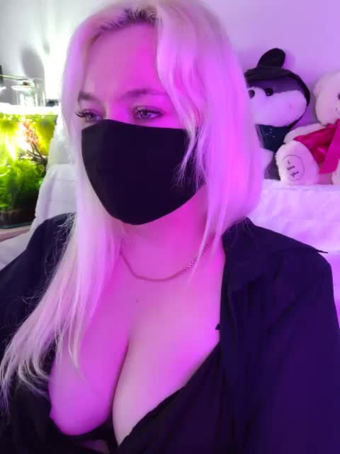 Alicekitty Adult Chat August 8, 2025