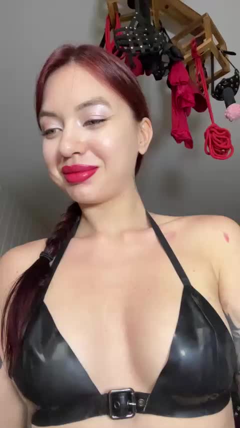 Lina69Femdom Adult Chat August 8, 2025