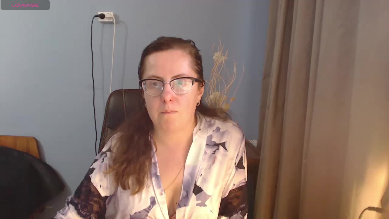 mandarinka28 Adult Chat August 8, 2025