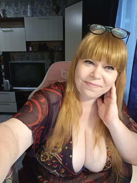 Svetlanka04 Adult Chat August 8, 2025