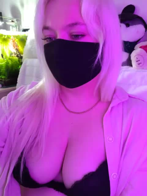 Alicekitty Adult Chat August 8, 2025