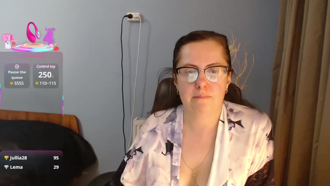 mandarinka28 Adult Chat August 8, 2025