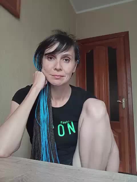 Hellenalonenochka Adult Chat August 8, 2025