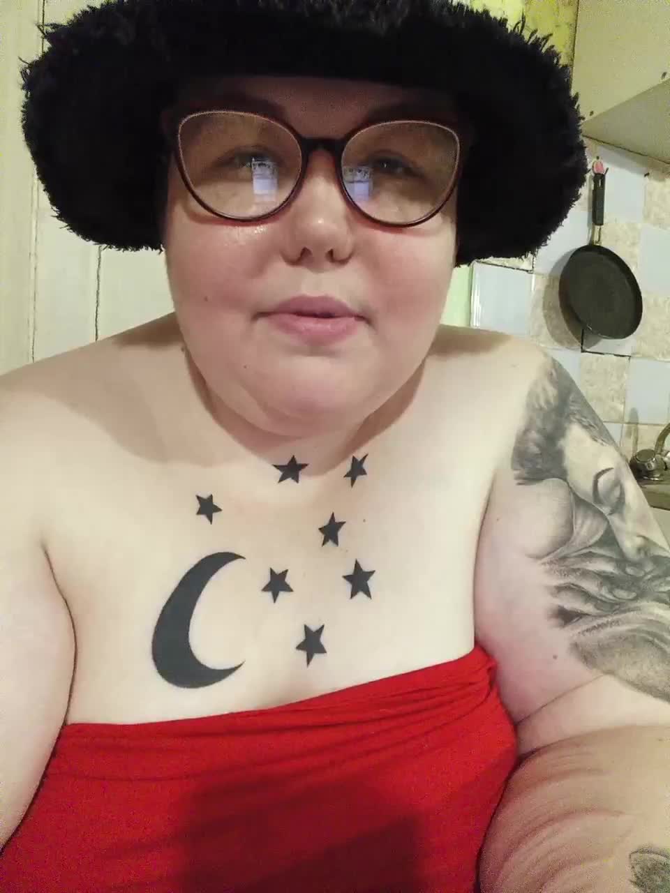 Svetlanka86 Adult Chat August 8, 2025