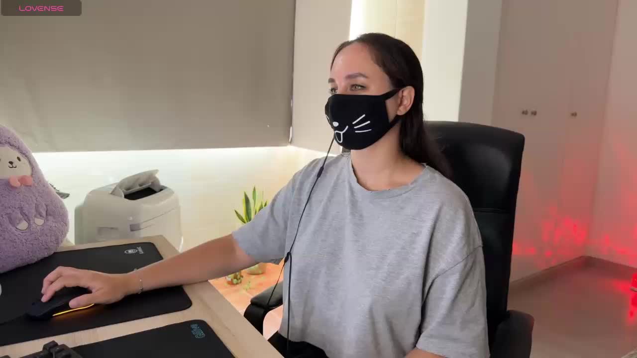 YourSweetPeach Adult Chat August 8, 2025