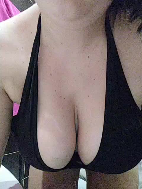 Valeriya31 Adult Chat August 8, 2025