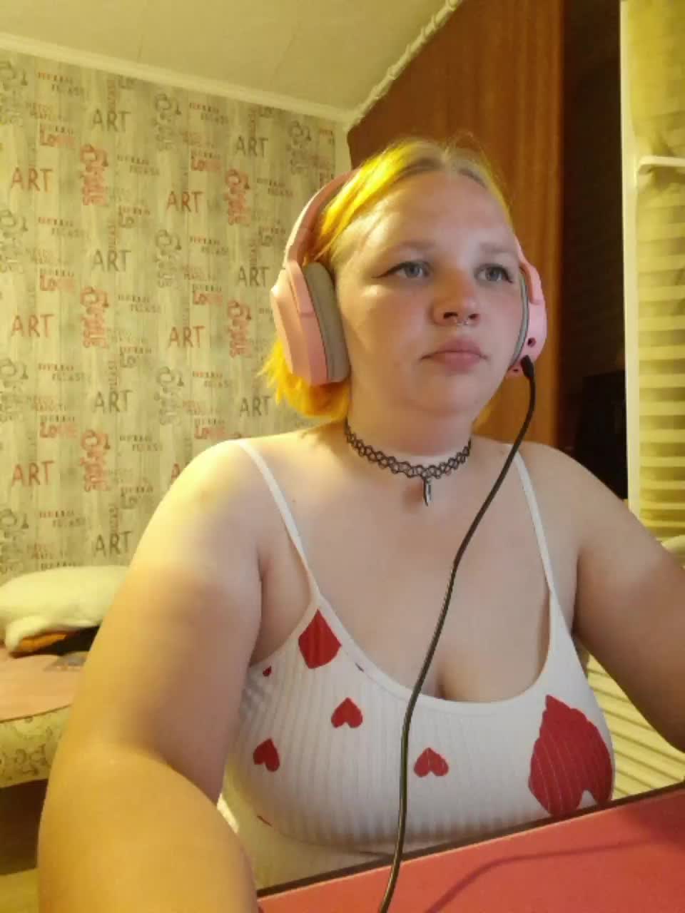 -MeooW- Adult Chat August 8, 2025