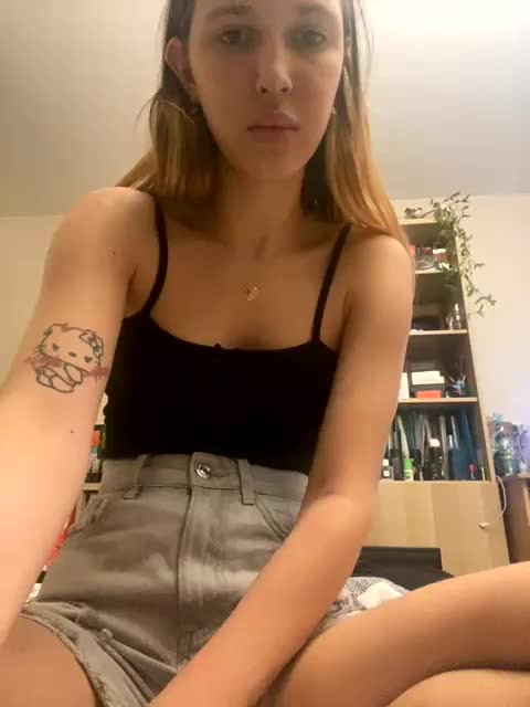 lina_wap Adult Chat August 8, 2025